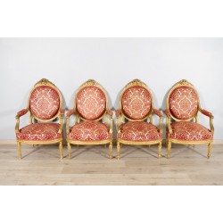 Четыре кресла в стиле Людовика XVI из позолоченного дерева