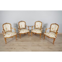 Четыре кресла в стиле Людовика XV