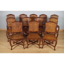 Двенадцать стульев в стиле Людовика XV