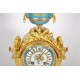 Позолоченная бронза и фарфоровые часы в стиле Людовика XVI и Севра