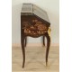 Китайский лакировочный стол в стиле Людовика XV